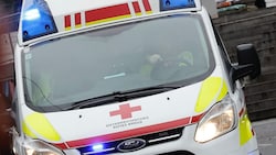 Die Rettung brachte die beiden Hundebesitzer ins Klinikum Klagenfurt