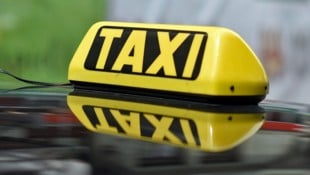 Taxis müssen Gäste auch über kurze Strecken befördern (Symbolbild).