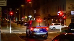 Einsatzkräfte der Schnellen Interventionsgruppe (SIG) konnten den Verdächtigen kurz nach der Tat ...