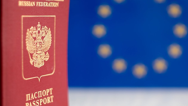 Die Sanktionen gegen insgesamt rund 2600 Personen und Organisationen werden um sechs Monate ...