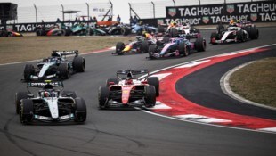 Nach einer Safety-Car-Phase kam es zum Restart des Rennens. 