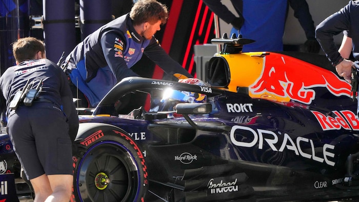 Max Verstappen verlässt China ohne Punkte-Ausbeute.