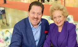 Stützen sich gegenseitig: Daniel Serafin und Mama Ingeborg.