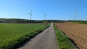 Jetzt ein Bild der Vergangenheit: Diese Fotomontage vom Verbund zeigt, wie die Windräder von ...