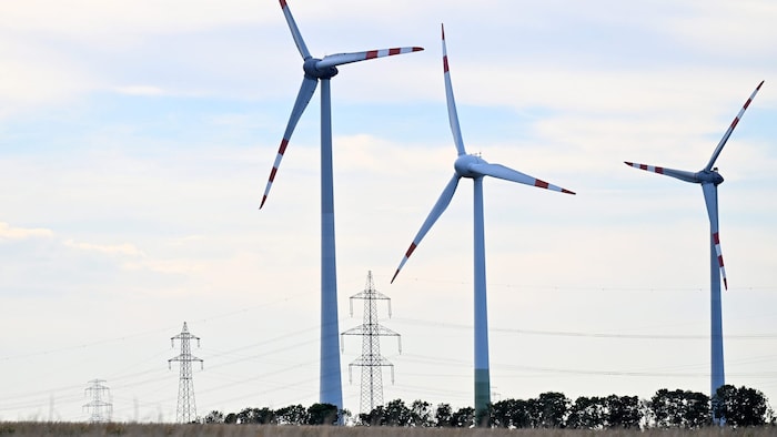 Das Gesetz ist notwendig, um das Ziel, die jährliche Stromproduktion bis 2030 um 27 ...