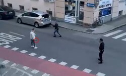 Immer wieder bedrohte der Kroate auch die Verfolger mit dem Messer.