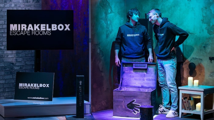 Mit der „Mirakelbox“ hoffen die Freunde Michael Walter und Hannes Mair den einen oder anderen ...