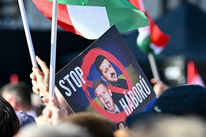 Orbán versucht, seinen Konkurrenten Magyar als „Marionette“ der EU und Selenskyjs darzustellen.