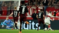 Deniz Undav trifft zum 1:0.