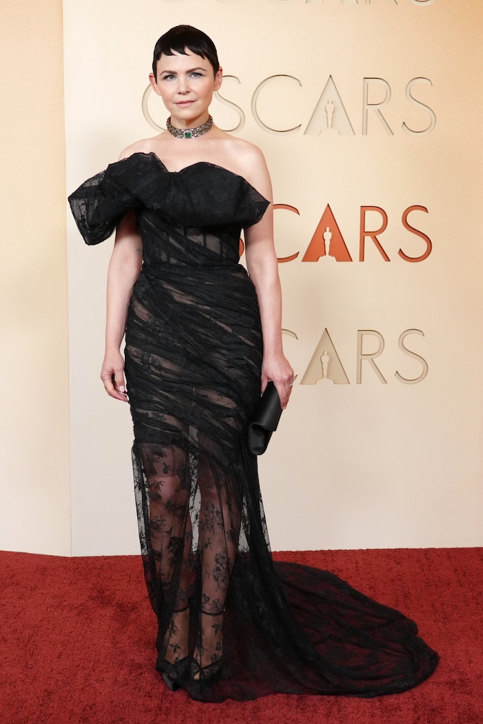 Ginnifer Goodwin sorgte am Red Carpet für tiefe Einblicke.