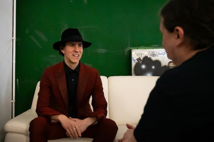 Paul Smith kurz vor dem Konzert im Gespräch mit „Krone“-Redakteur Robert Fröwein