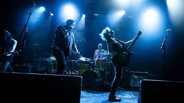 Ob Post Punk oder Rock‘n‘Roll ist einerlei – bei der Vorband Art Brut herrschte die pure ...