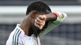 Gegen Leverkusen sah Jackson die Rote Karte.