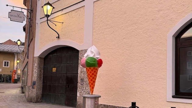 Mithilfe sozialer Medien suchte die Eisdielen-Betreiberin nach ihrem Riesen-Stanitzel.