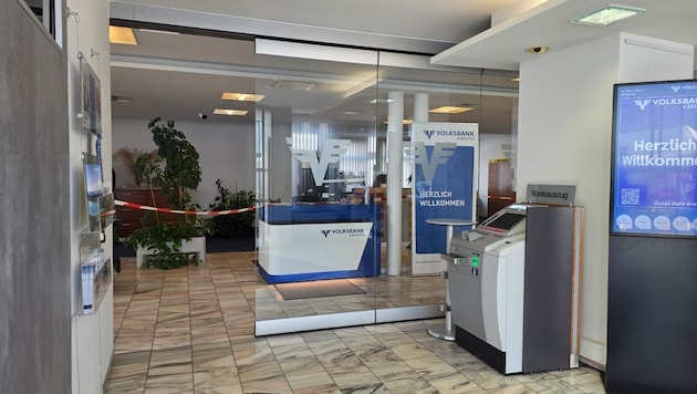 Hier schlug der Bankräuber am Montag zu.