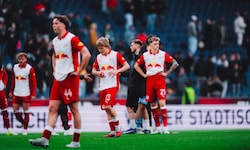 Ratlos: Salzburg nach der 0:1-Niederlage gegen Rapid.