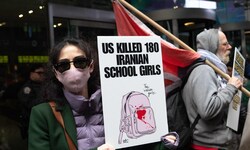 Auch in den USA werden die Angriffe auf Schulen heftig kritisiert, wie hier bei einer ...