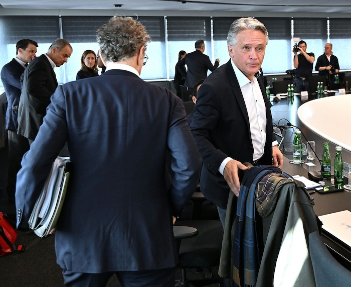 Herzliche Begrüßungen sehen anders aus: Heinz Lederer und Peter Westenthaler zuletzt im ORF.