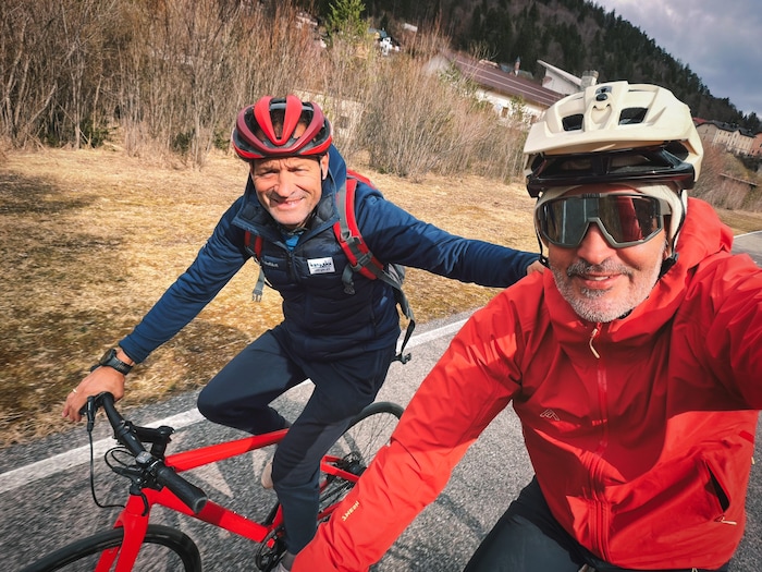 Die „Radkrone“ begleitete Paco beim Streckencheck im Dreiländereck.