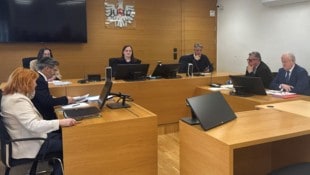 Kerstin Wassermann Verhärtete Fronten: da die langjährige Mitarbeiterin, die kurz vor der Pension fristlos ...