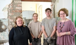 Grünauer (li.) mit Michelle Schiller und Jan Götzinger (beide Gesa) und Teschl-Hofmeister.