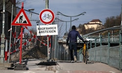 Das Radverbot ist durch die Baustelle notwendig.