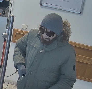 Am Montag gegen 9 Uhr hatte der noch Unbekannte die Bankfiliale überfallen.