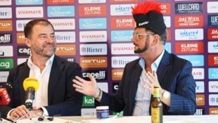 Sogar auf der Pressekonferenz der Verkündung der Austria-Insolvenz konnte Zeljko Karajica (li.) ...