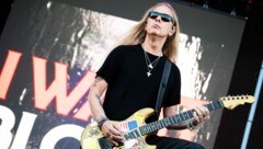Coolness am Stromruder ist definitiv keine Frage des Alters: Grunge-Legende Jerry Cantrell in ...
