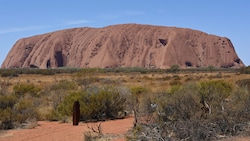 Der Uluru (vormals „Ayers Rock“) auf einer Archivaufnahme