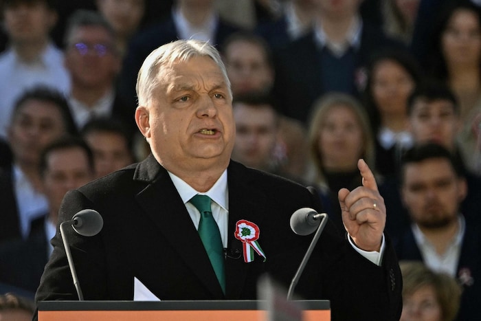 Regierungschef Viktor Orbán versucht im Wahlkampf mit anti-ukrainischen Tönen seinen Rückstand ...