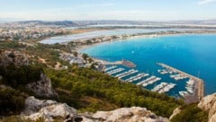 Auch in Cagliari, der Hauptstadt Sardiniens, ist ein Hochsicherheitsgefängnis für Mafiosi ...