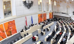 Das Parlament nützte den geschichtsträchtigen Ballsaal bis 2023 – und hinterließ ihn offenbar in ...