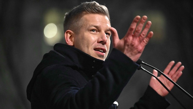 Péter Magyar wird nun Drogenbesitz vorgeworfen.