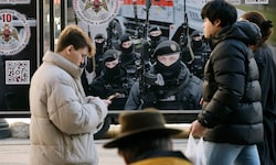 Das harte Putin-Regime dringt immer mehr in den persönlichen Lebensbereich der Russen ein.