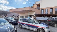 Dienstagfrüh fuhr die Polizei beim Hotel vor. Die Handschellen klickten im „Pfirsich“-Zimmer.