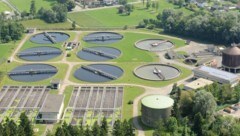 Kläranlagen sollen in Zukunft auch Medikamenten- und Kosmetikreste ausfiltern. 