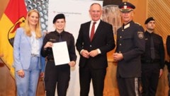 Karner (M.) mit Huber und Winkler bei der Ausmusterung in Eisenstadt.