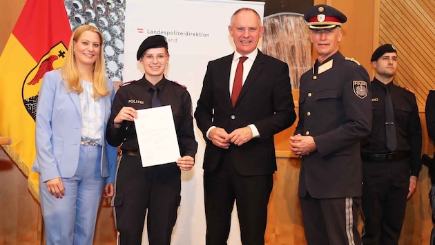 Karner (M.) mit Huber und Winkler bei der Ausmusterung in Eisenstadt.