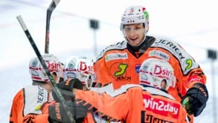 Was für ein Abschluss in Villach! Die Graz99ers jubeln über einen 6:2-Sieg, steigen mit einem ...