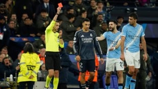 Die Rote Karte für City war der Anfang vom Ende.