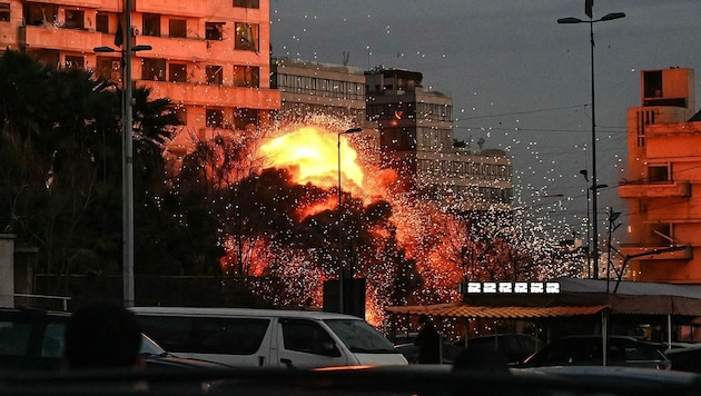 Das Hochhaus im Stadtviertel Baschura in Beirut wurde in Trümmer gelegt.