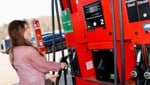 Preise sollen um zehn Cent pro Liter sinken.