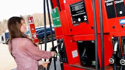 Preise sollen um zehn Cent pro Liter sinken.