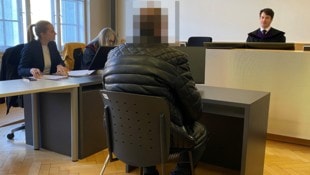 Der Angeklagte wollte sich an die Attacken nicht mehr so recht erinnern, die Opfer wussten aber ...