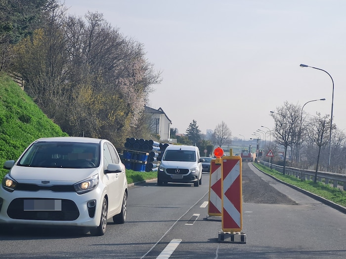 Einspurige Verkehrsführung auf 1,5 Kilometern.