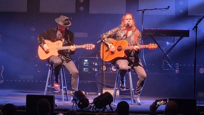 Inklusive James Harrison (re.) waren ausnahmslos Top-Musiker am Werk.