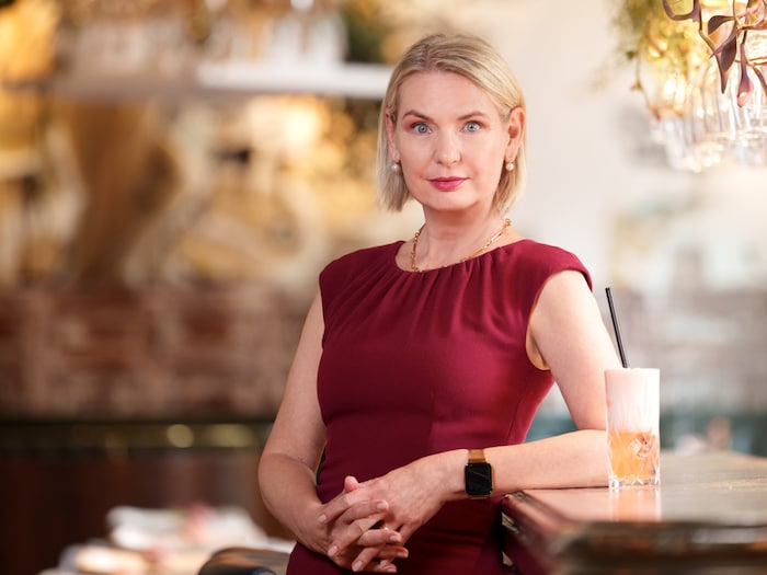 Erfolgsautorin Claudia Rossbacher