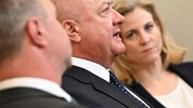 Montagmittag klärten Babler, Stocker und Meinl-Reisinger die letzten Details zum Budget unter ...