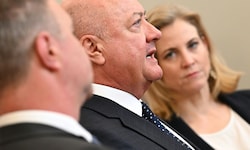 Montagmittag klärten Babler, Stocker und Meinl-Reisinger die letzten Details zum Budget unter ...